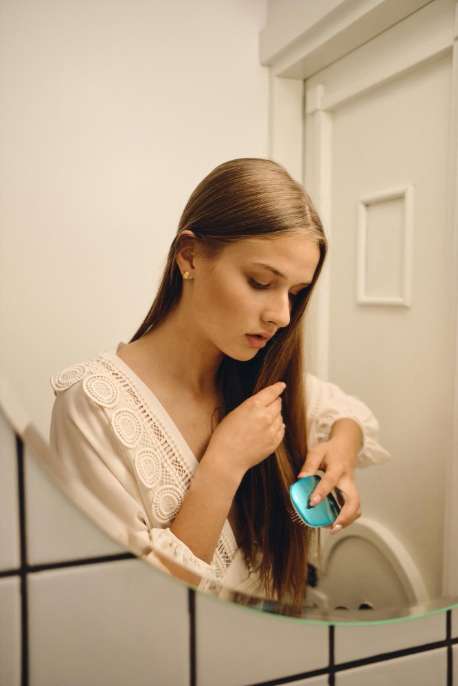 Rain and Hard Water: The Double Damage Your Hair May Be Facing